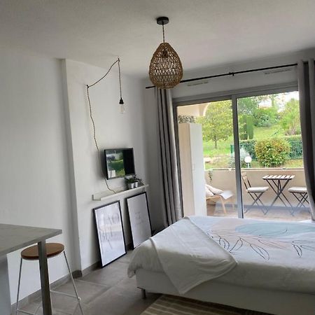 Superbe studio avec piscine - Antibes Esterno foto