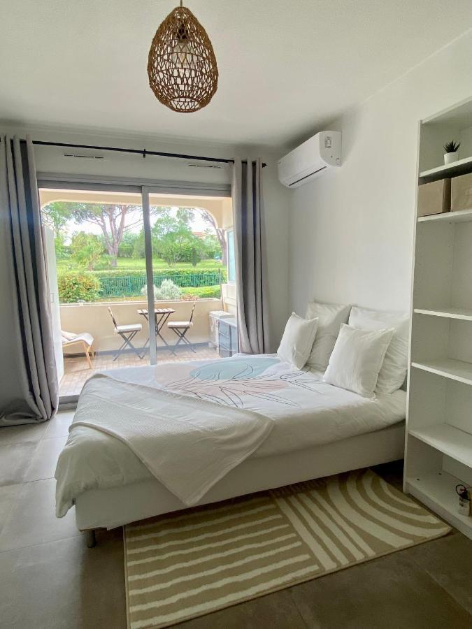 Superbe studio avec piscine - Antibes Esterno foto